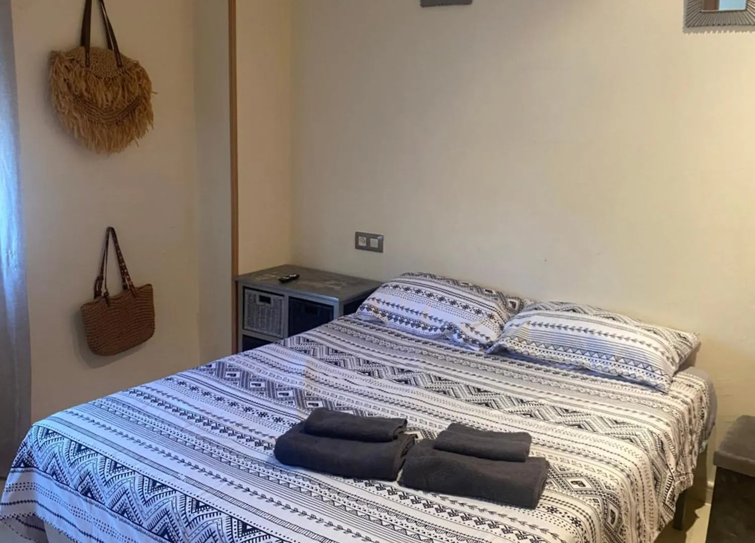 Appartement Climatise + Garage Roses 0*,  Spain