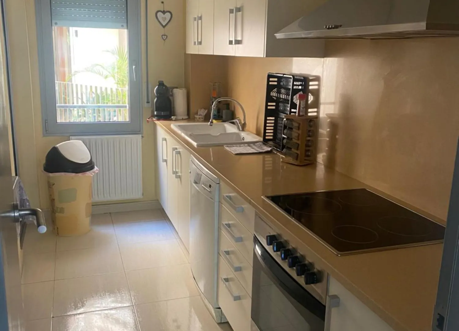 Appartement Climatise + Garage Roses 0*,  Spain